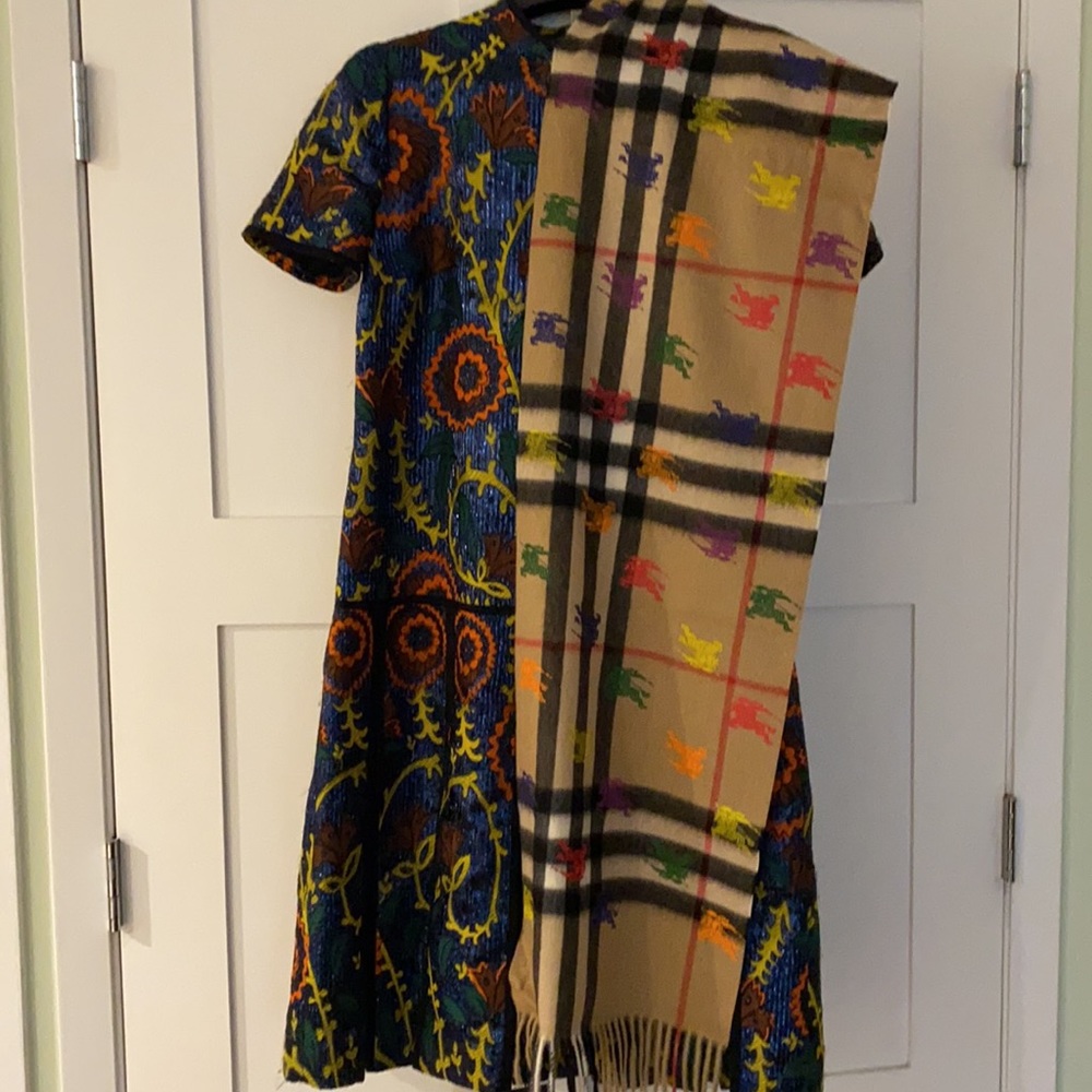 Burberry EKD Giant Check Cashmere Scarf NWT - Picture 6 of 6